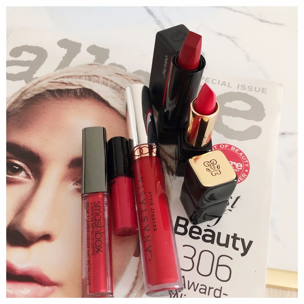 Lot of 5 lipsticks & lipglosses. Red Shades.